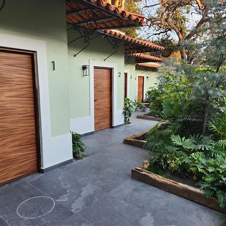 Hotel Boutique Villa Escondida, A Pasos De Lo Mejor En Tlaquepaque Exteriör bild