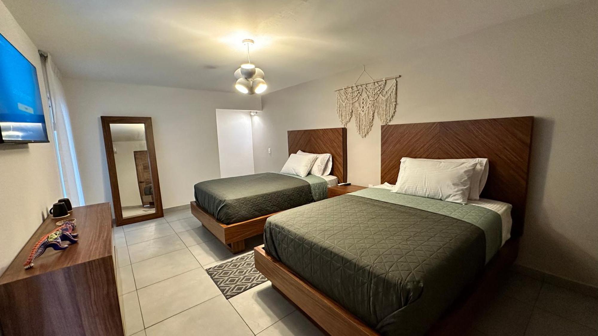 Hotel Boutique Villa Escondida, A Pasos De Lo Mejor En Tlaquepaque Exteriör bild