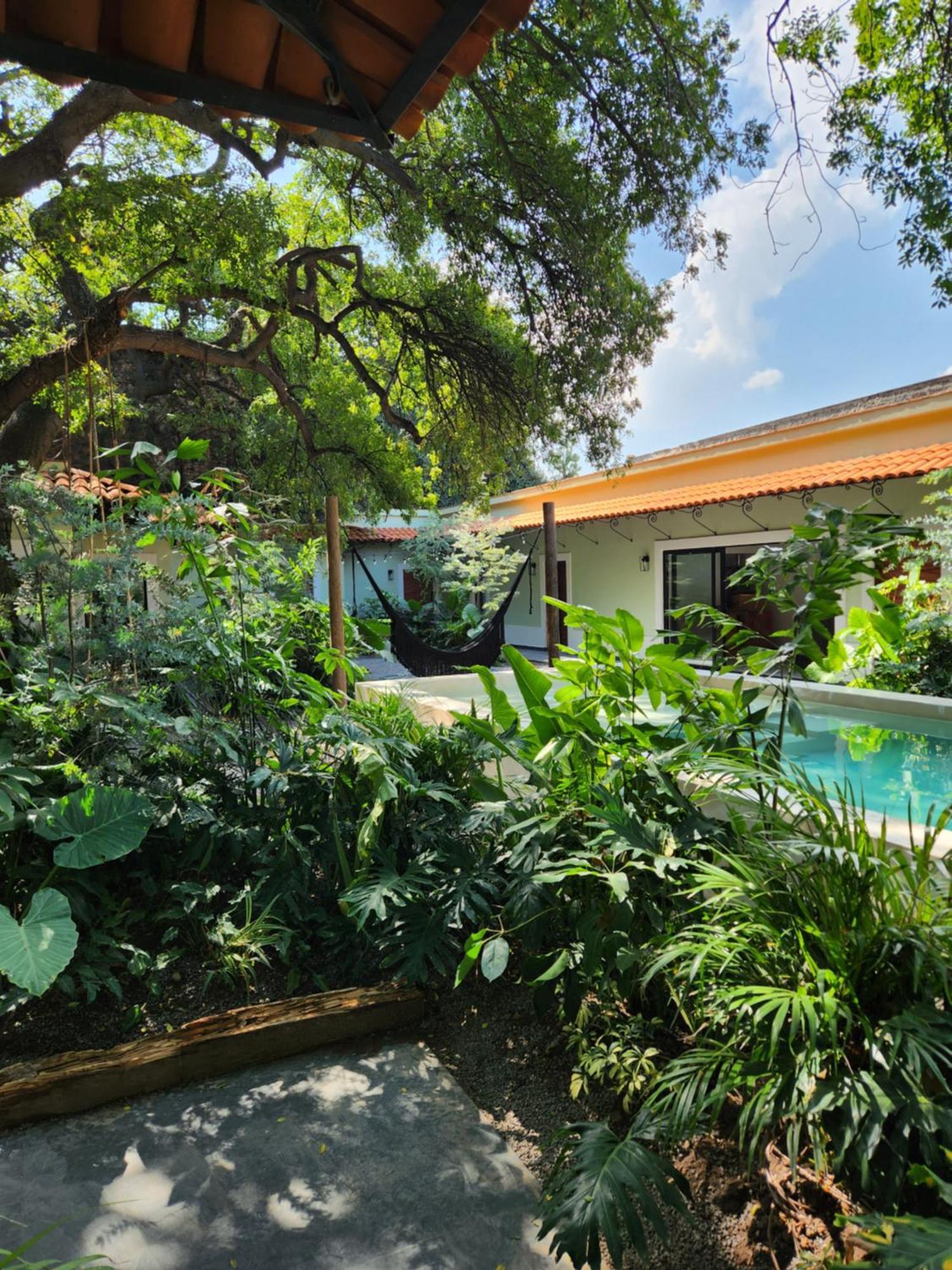 Hotel Boutique Villa Escondida, A Pasos De Lo Mejor En Tlaquepaque Exteriör bild