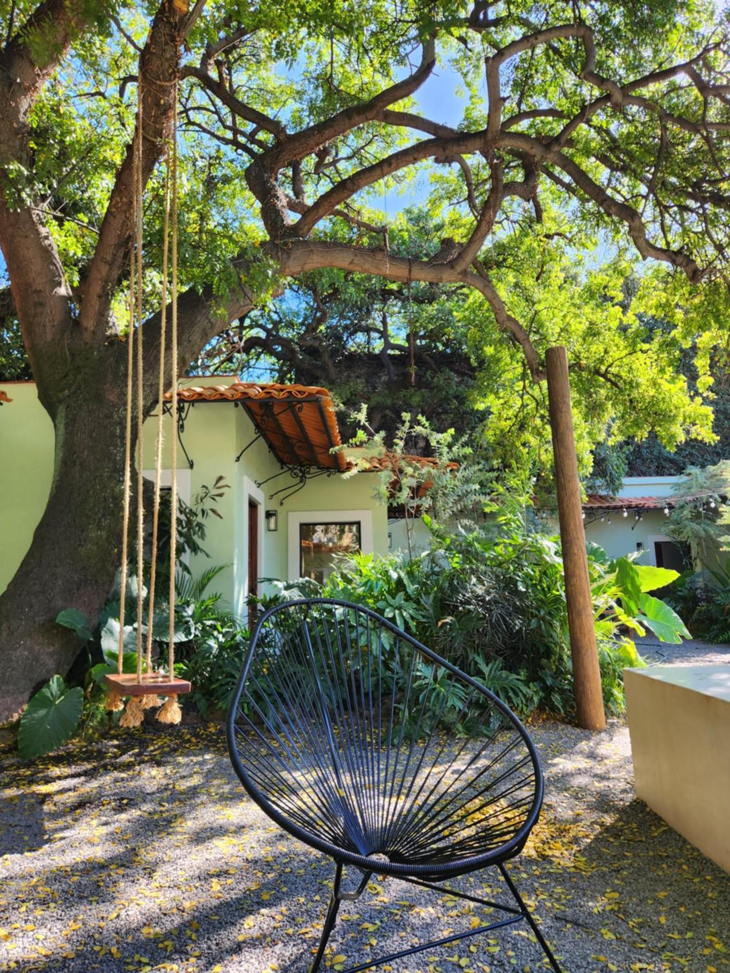 Hotel Boutique Villa Escondida, A Pasos De Lo Mejor En Tlaquepaque Exteriör bild